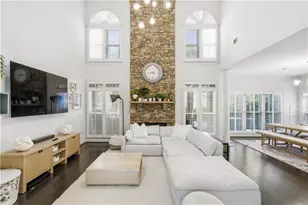 303 Declaire Way NE, Marietta, GA 30067 - Photo 3