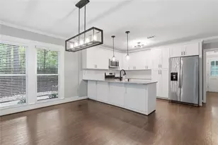 181 W Lake Dr, Roswell, GA 30075 - Photo 15
