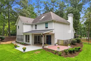 181 W Lake Dr, Roswell, GA 30075 - Photo 41