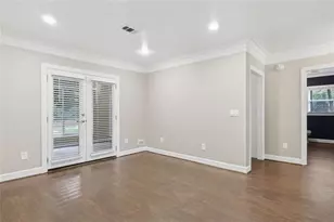 181 W Lake Dr, Roswell, GA 30075 - Photo 11