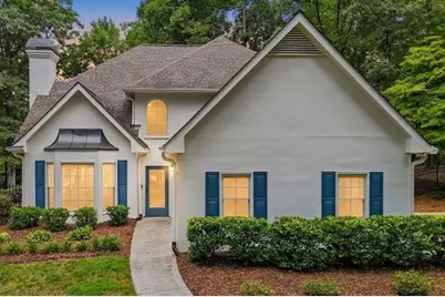 181 W Lake Drive, Roswell, GA 30075 - Photo 5