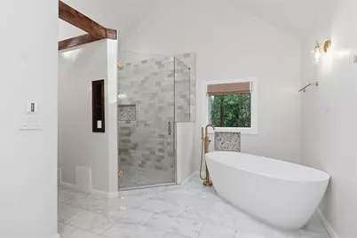 181 W Lake Drive, Roswell, GA 30075 - Photo 29