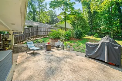 31 W Belle Isle Road, Sandy Springs, GA 30342 - Photo 21