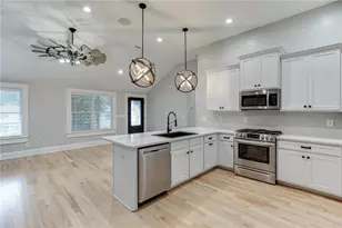 75 Cherry St, Lawrenceville, GA 30046 - Photo 15