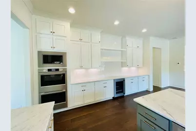 212 Suwanee Avenue, Suwanee, GA 30024 - Photo 7