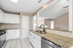 4765 Clayton Crossing Ln, Ellenwood, GA 30294 - Photo 11