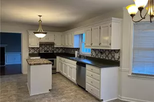1190 Haverhill Trail, Lawrenceville, GA 30044 - Photo 3