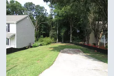 429 Orchard Drive, Stone Mountain, GA 30083 - Photo 5
