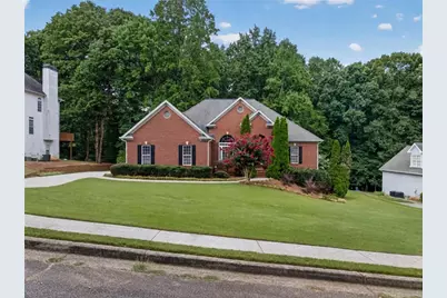 1270 Harvest Lane, Hoschton, GA 30548 - Photo 3