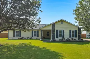 109 Summerfield Dr, McDonough, GA 30253 - Photo 1