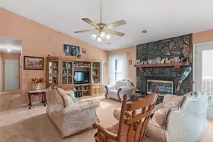 109 Summerfield Dr, McDonough, GA 30253 - Photo 5