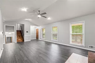 310 Timber Laurel Ln, Lawrenceville, GA 30043 - Photo 11