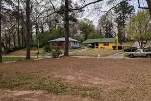 2641 Acadia St, East Point, GA 30344 - Photo 13