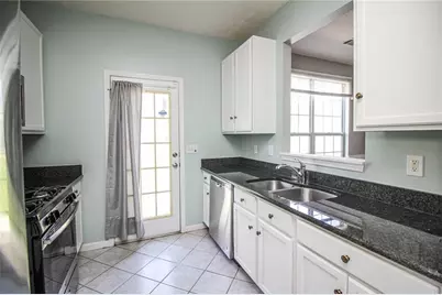 6476 Portside Way, Flowery Branch, GA 30542 - Photo 9