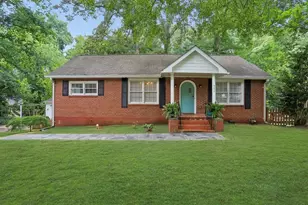 980 Brookdale Dr, East Point, GA 30344 - Photo 1