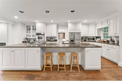 2986 Mornington Drive NW, Atlanta, GA 30327 - Photo 9