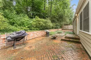2986 Mornington Dr NW, Atlanta, GA 30327 - Photo 25