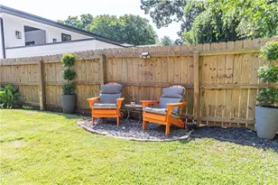 42 Walthall St NE, Atlanta, GA 30307 - Photo 47
