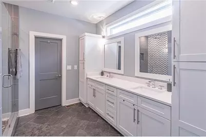 42 Walthall Street NE #B, Atlanta, GA 30307 - Photo 5