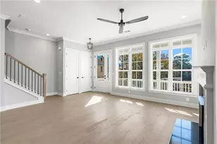 2035 Parkside Ln, Roswell, GA 30076 - Photo 9