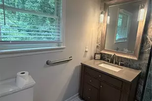 1973 W Lakeside Dr, Decatur, GA 30032 - Photo 23