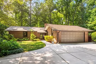 910 Freemanwood Ln, Milton, GA 30004 - Photo 1