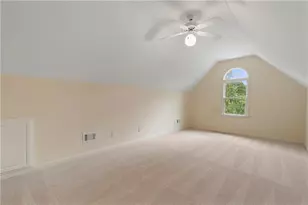 925 York Cove, Alpharetta, GA 30004 - Photo 31