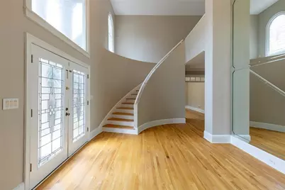 8445 Sentinae Chase Drive, Roswell, GA 30076 - Photo 5