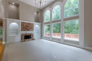 8445 Sentinae Chase Dr, Roswell, GA 30076 - Photo 15