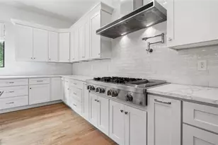 1200 Moores Mill Rd NW, Atlanta, GA 30327 - Photo 15