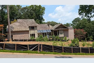 870 Waddington Court, Sandy Springs, GA 30350 - Photo 3