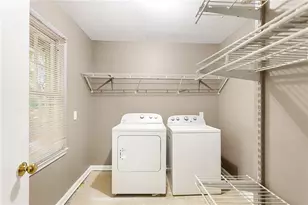 851 Cardova Dr NE, Atlanta, GA 30324 - Photo 17