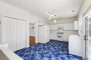 490 Chippenham Ct, Johns Creek, GA 30005 - Photo 17