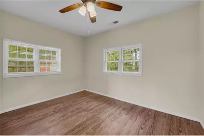 5270 Gainesville Street, Flowery Branch, GA 30542 - Photo 33