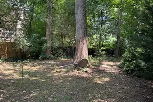 1154 Kingsley Cir NE, Brookhaven, GA 30324 - Photo 5