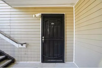 8201 Fairington Village Drive, Lithonia, GA 30038 - Photo 3