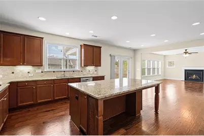 501 La Perla Drive, Sugar Hill, GA 30518 - Photo 17