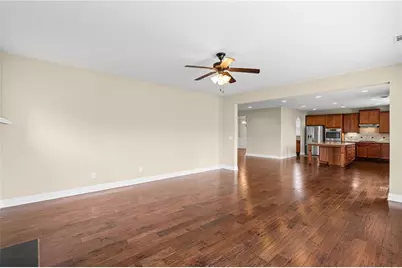 501 La Perla Drive, Sugar Hill, GA 30518 - Photo 9