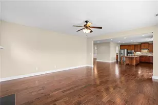 501 La Perla Dr, Sugar Hill, GA 30518 - Photo 9