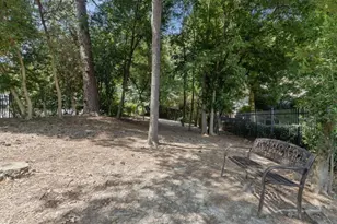 934 Lenox Hill Ct, Atlanta, GA 30324 - Photo 39