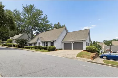 934 Lenox Hill Court, Atlanta, GA 30324 - Photo 3