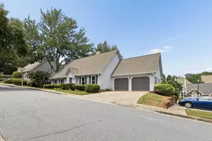 934 Lenox Hill Ct, Atlanta, GA 30324 - Photo 3