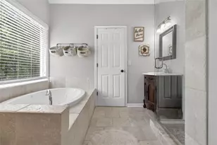 2700 Bay Ridge Dr, Loganville, GA 30052 - Photo 13