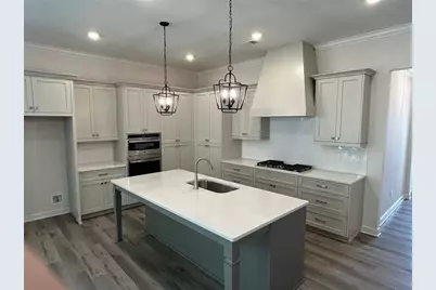 1549 Assembly Circle, Gainesville, GA 30501 - Photo 3