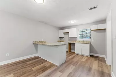 1677 Liberty Valley, Decatur, GA 30032 - Photo 3