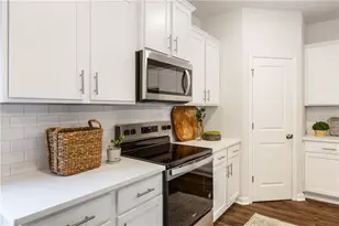 347 Yukon Dr, Conyers, GA 30094 - Photo 5