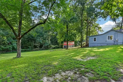 1374 Shangrila Circle, Riverdale, GA 30296 - Photo 9