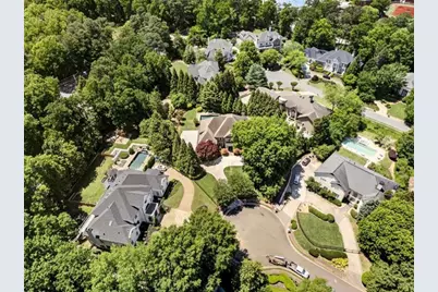 740 Riley Place, Atlanta, GA 30327 - Photo 117