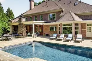 740 Riley Pl, Atlanta, GA 30327 - Photo 95
