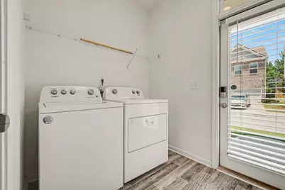 592 Lofty Lane SW, Atlanta, GA 30331 - Photo 25